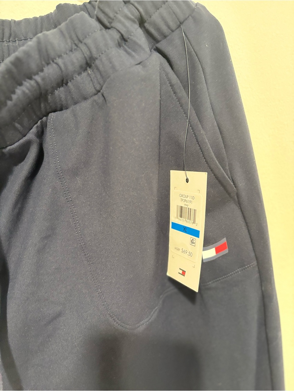 Tommy Hilfiger Navy Joggers pants - Picture 3 of 6
